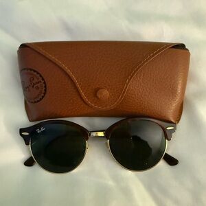 Ray-Ban Clubmaster Classic Sunglasses